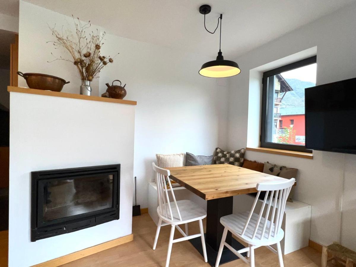 Apartament La Gisca - L'Amfitriona Valencia D'Aneu Εξωτερικό φωτογραφία